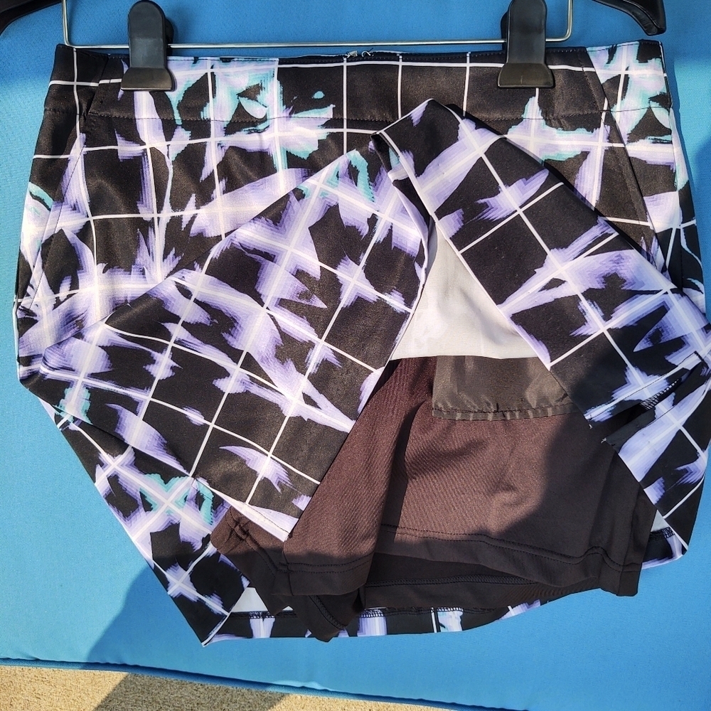 Lady Hagen Size 6 Floral Hydro Dri Skort! - Picture 9 of 10